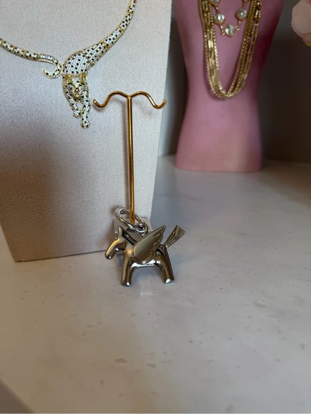 N/A silver tone